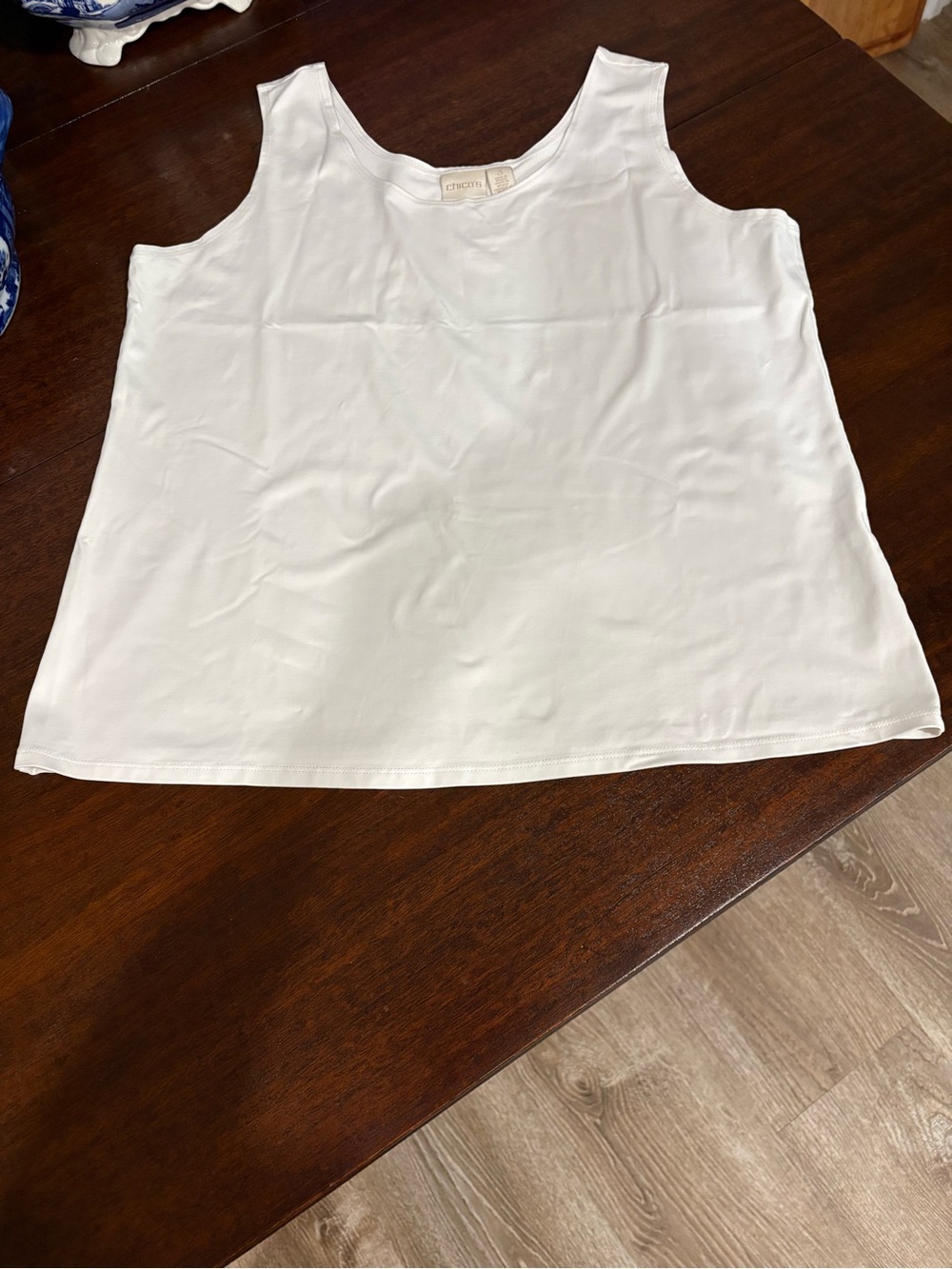 Chico's White Sleeveless Shell top